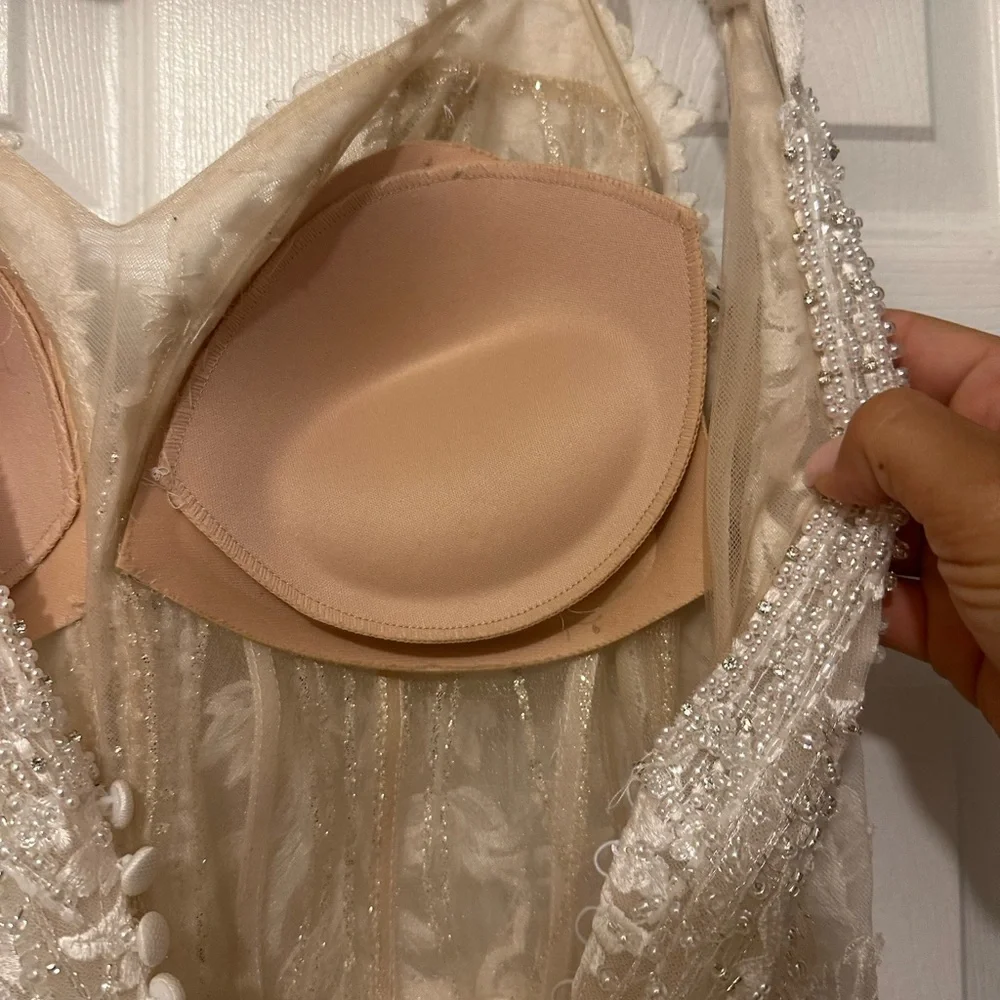 Martin Thornburg Branson Wedding Dress 122231 - Picture 7 of 17